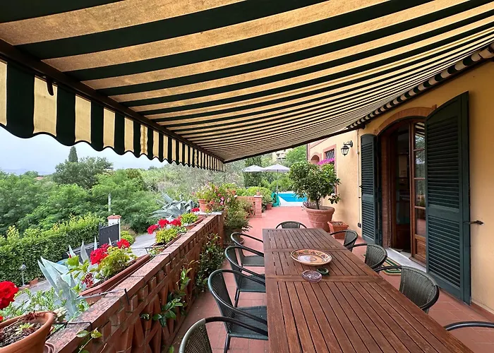 Villa Camilla 10 Pax By Villasretreats Sarzana