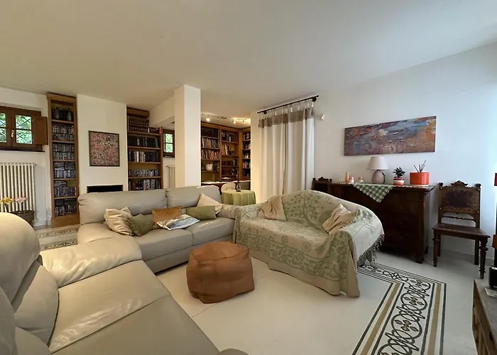 Camilla 10 Pax By Villasretreats Villa Sarzana