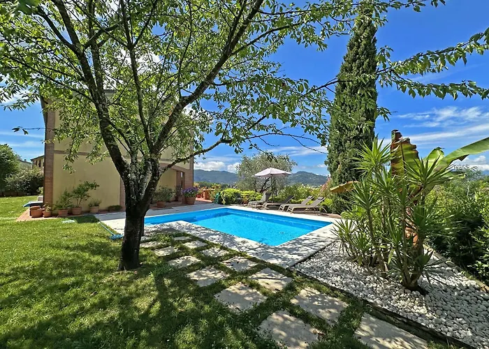 Villa Camilla 10 Pax By Villasretreats Sarzana