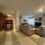 Camilla 10 Pax By Villasretreats * Sarzana