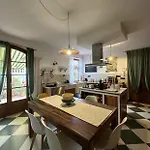 Βίλα Camilla 10 Pax By Villasretreats Sarzana