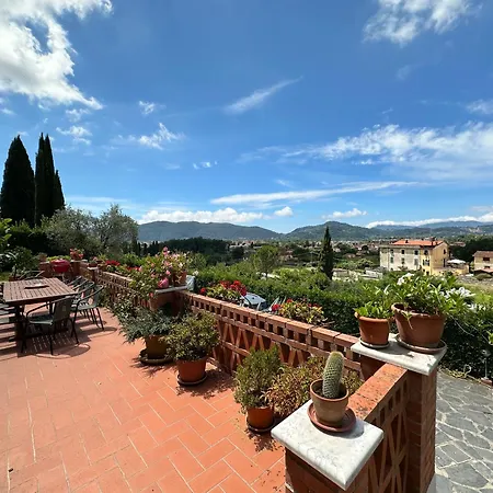Camilla 10 Pax By Villasretreats Βίλα Sarzana